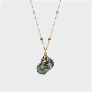 Green Seashell Pendant Ocean Series Natural Seashell Necklace NWT